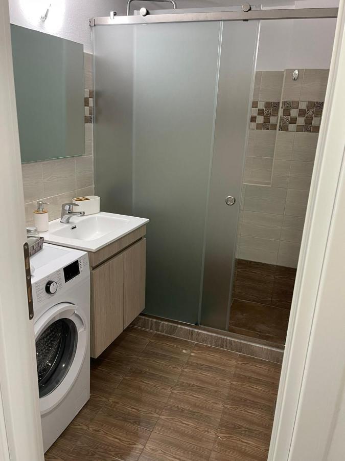 Welcome Home Syros Port Apartment Ermoupoli Luaran gambar