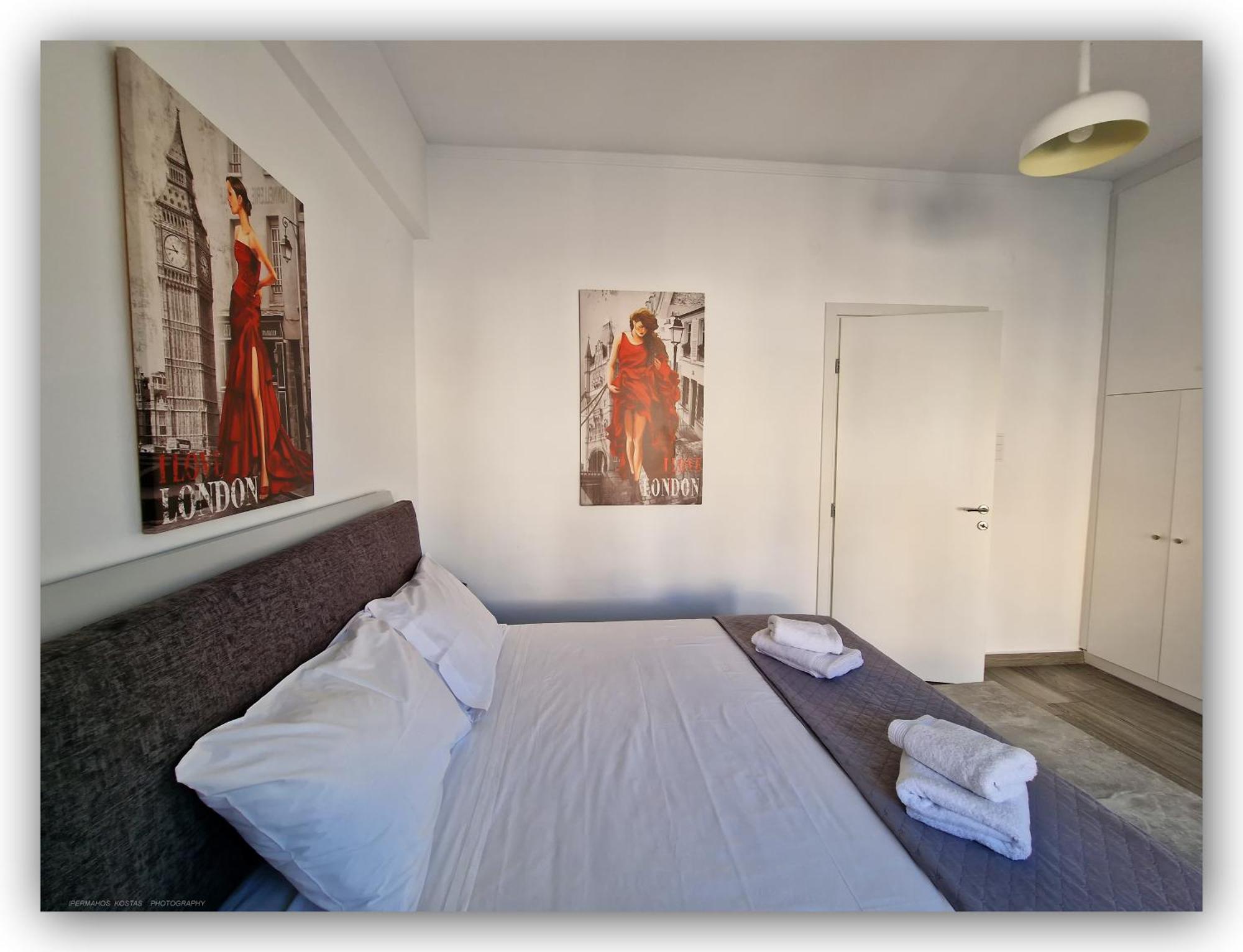 Welcome Home Syros Port Apartment Ermoupoli Luaran gambar