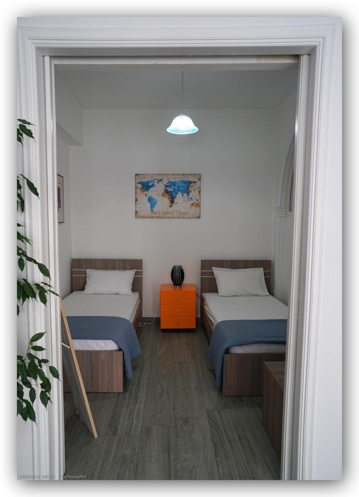 Welcome Home Syros Port Apartment Ermoupoli Luaran gambar