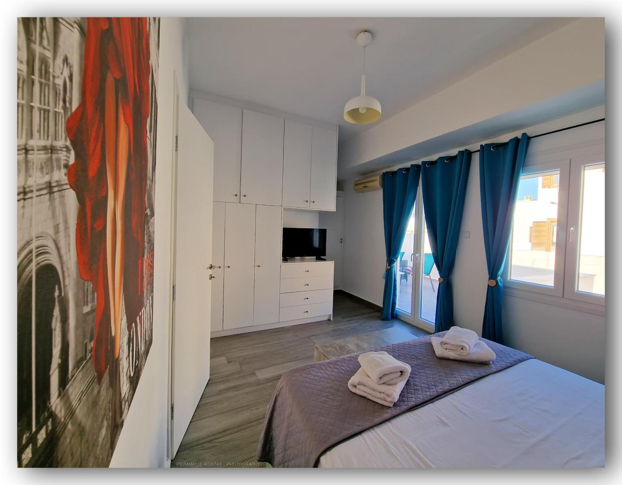 Welcome Home Syros Port Apartment Ermoupoli Luaran gambar
